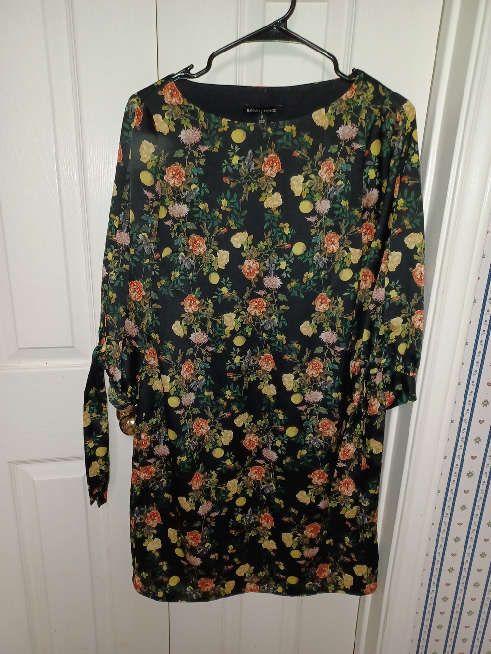 Banana Republic Black Floral Shift Dress